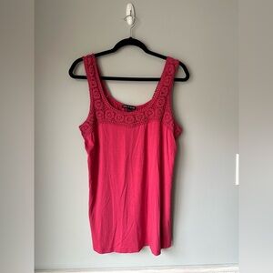 Cable & Gauge Fuchsia Crochet Detail Tank‎ Top